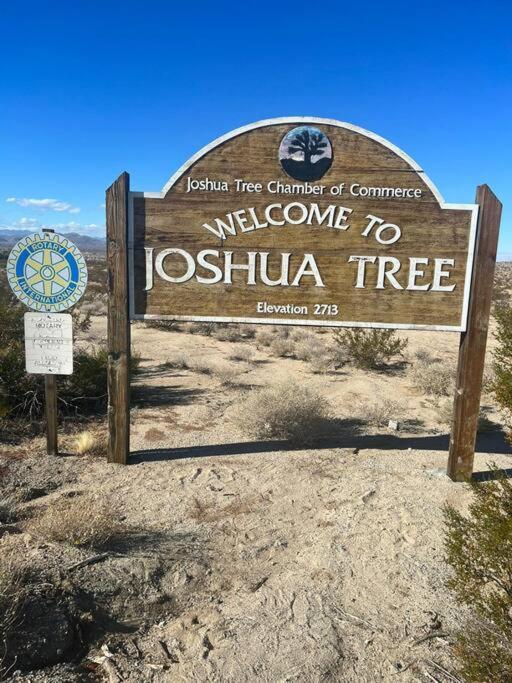 Joshua Tree National Park - Cozy Palms Getaway Apartment Twentynine Palms Exterior photo