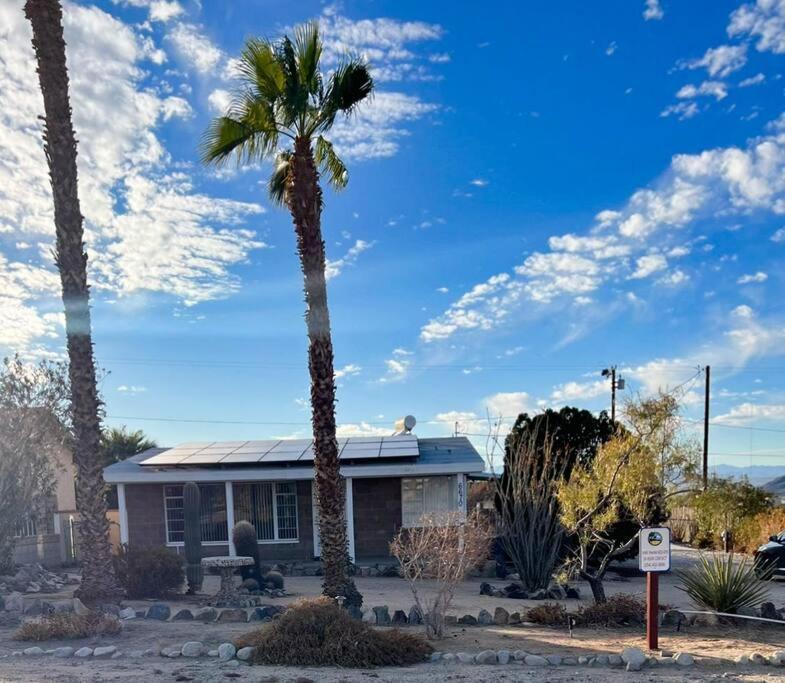 Joshua Tree National Park - Cozy Palms Getaway Apartment Twentynine Palms Exterior photo